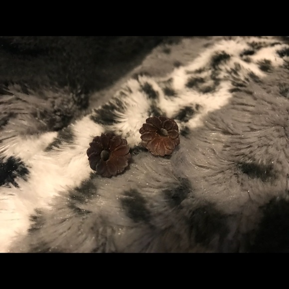 Jewelry - 0g Cute Wooden Flower Gauges